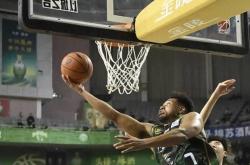 CBA常规赛关键时刻走向成谜，布莱顿手感冰凉，底气十足，赛季目标并未改变的简单介绍-爱游戏全站